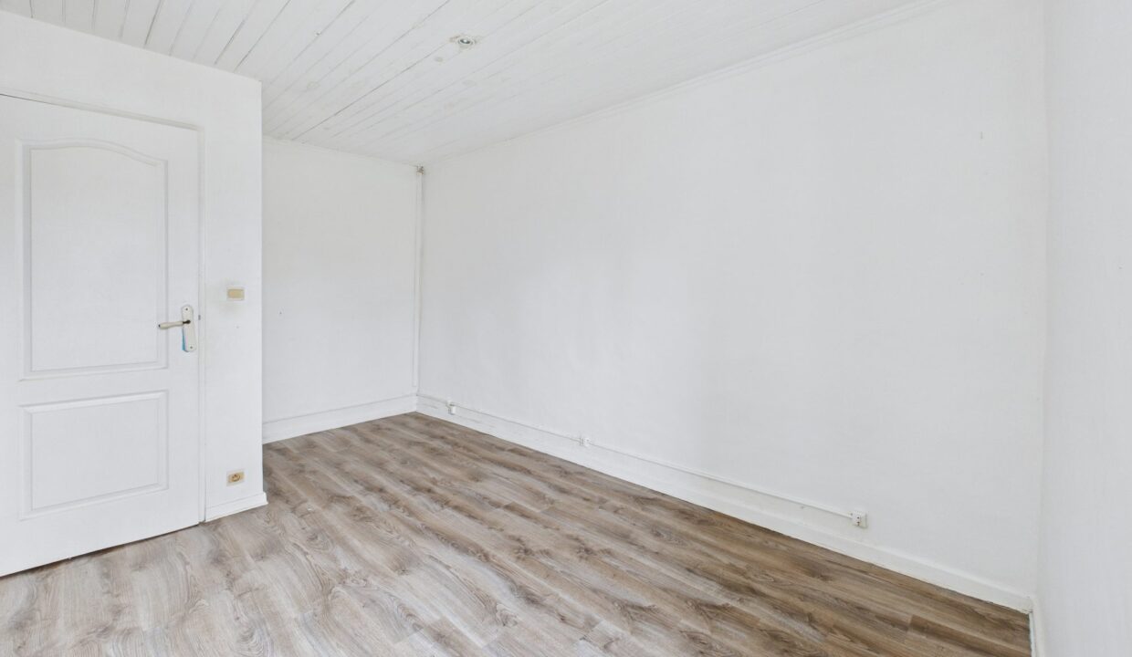 maison-mitoyenne-1-cote-4-pieces-vouille-les-marais-85450-1771411903-VM892_12_original