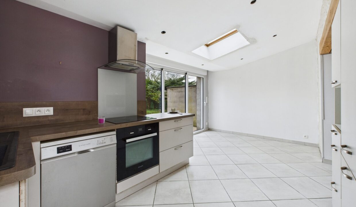 maison-mitoyenne-1-cote-4-pieces-vouille-les-marais-85450-1771411903-VM892_1_original