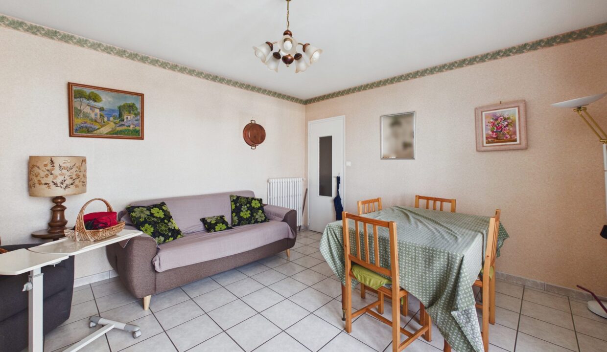 appartement-t3-3-pieces-fontenay-le-comte-85200-1776329088-VA1928_6_original