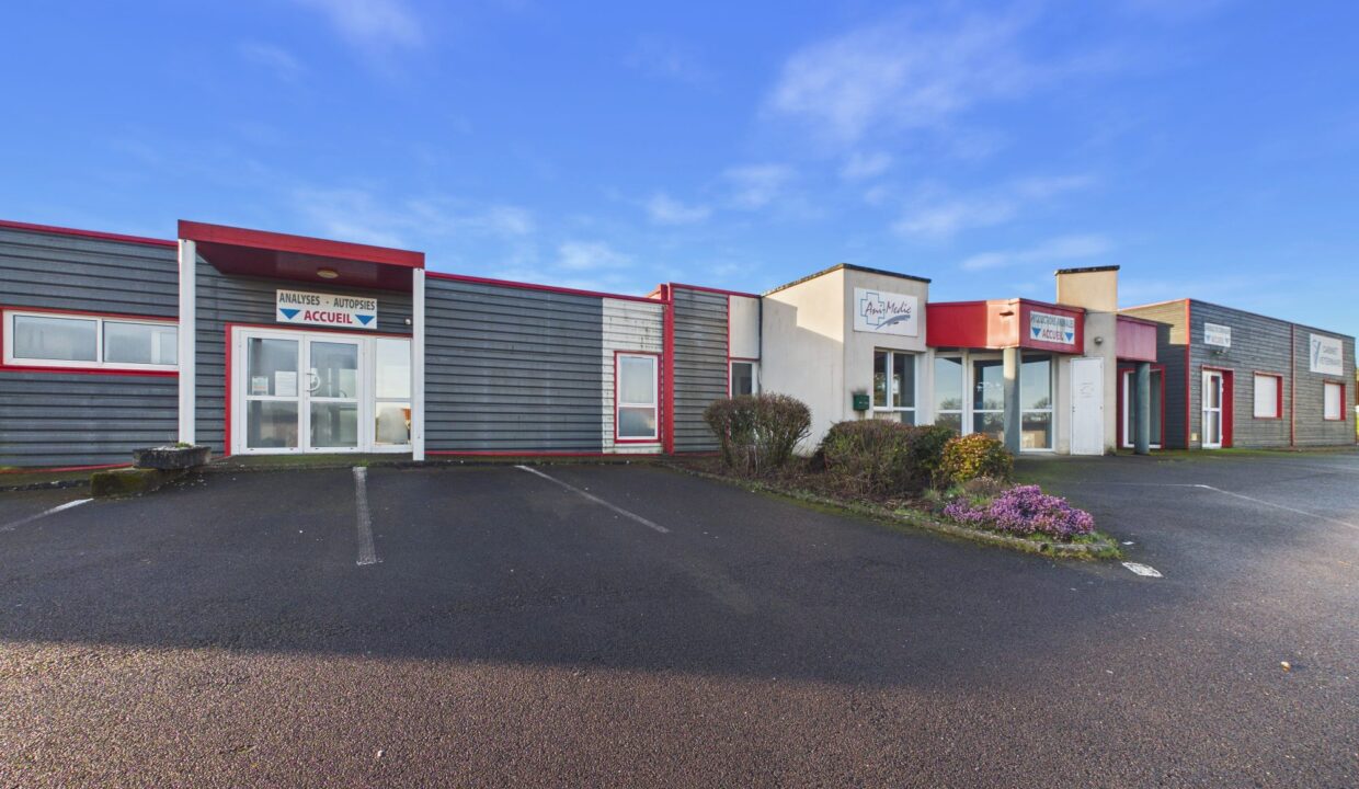 immobilier-pro-local-commercial-770-m2-la-chataigneraie-85120-1790253334-VP087_2_original
