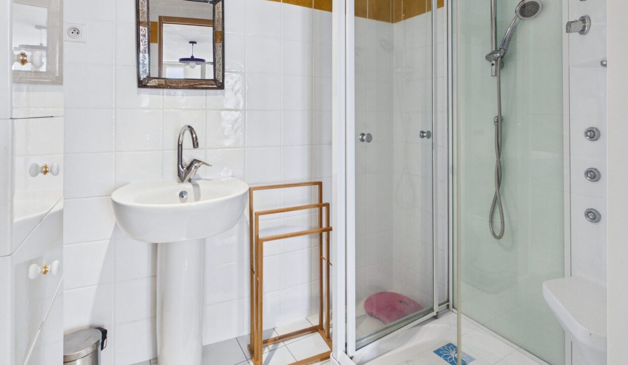 maison-ancienne-8-pieces-fontenay-le-comte-85200-1775713654-VM905_9_original