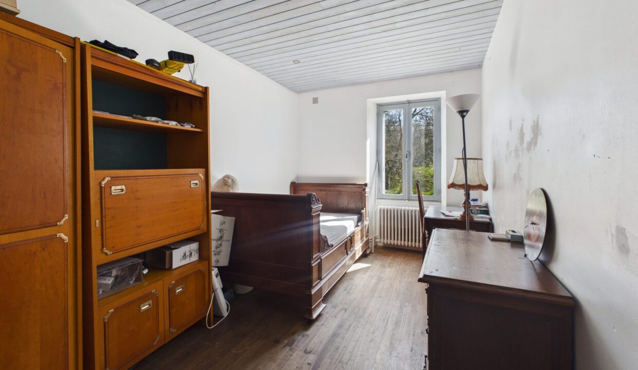 maison-ancienne-9-pieces-saint-cyr-des-gats-85410-1777299303-VM917_2_original