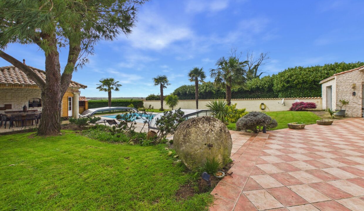 maison-plain-pied-8-pieces-montreuil-85200-1777297224-VM918_4_original