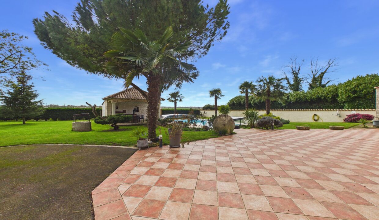 maison-plain-pied-8-pieces-montreuil-85200-1777297224-VM918_6_original