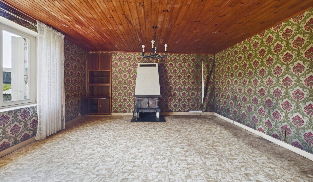 maison-ancienne-4-pieces-saint-cyr-des-gats-85410-1775055541-VM944_22_original