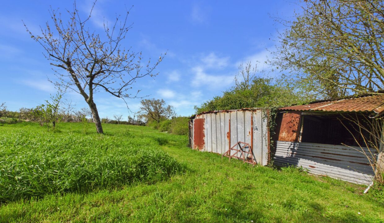 maison-ancienne-4-pieces-saint-cyr-des-gats-85410-1775055541-VM944_3_original