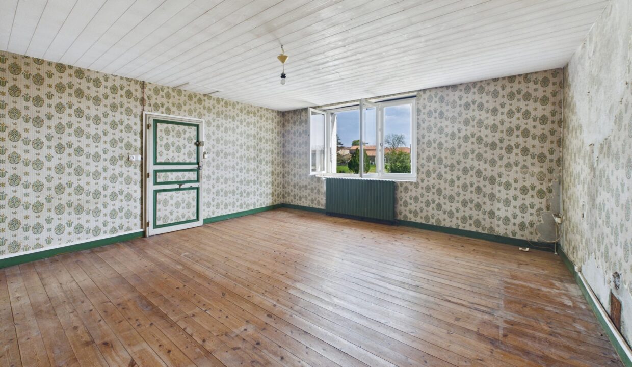 maison-ancienne-4-pieces-saint-cyr-des-gats-85410-1775055541-VM944_9_original