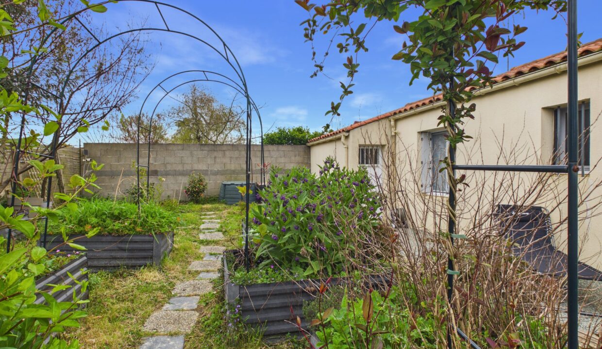 maison-individuelle-3-pieces-loge-fougereuse-85120-1776758146-VM932_7_original