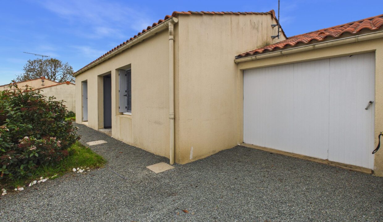 maison-individuelle-3-pieces-loge-fougereuse-85120-1776758146-VM932_8_original