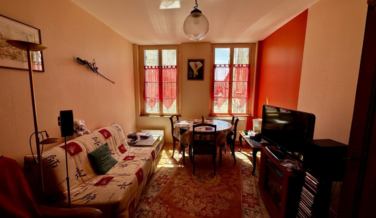 appartement-t2-2-pieces-fontenay-le-comte-85200-1776690479-VA1931_9_original