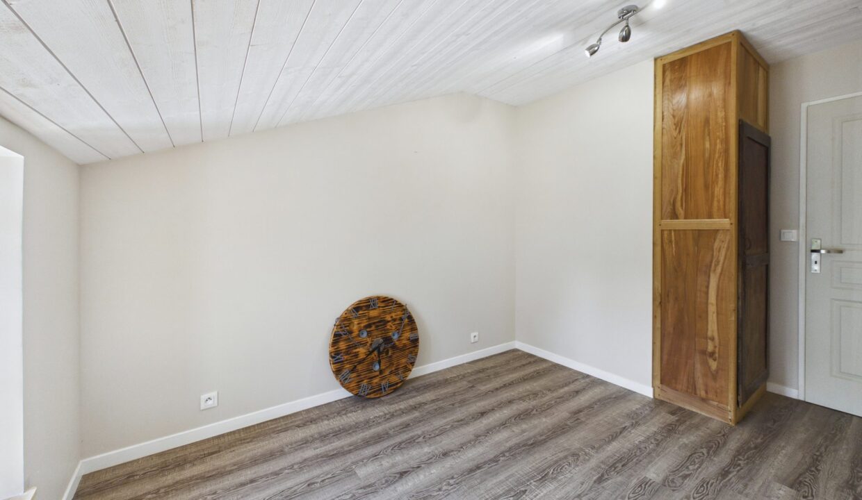 maison-individuelle-5-pieces-maillezais-85420-1777387874-VM974_31_original