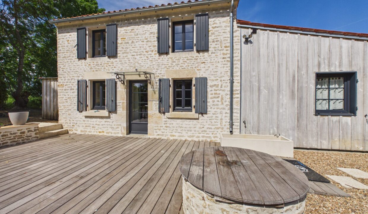 maison-individuelle-5-pieces-maillezais-85420-1777387874-VM974_35_original