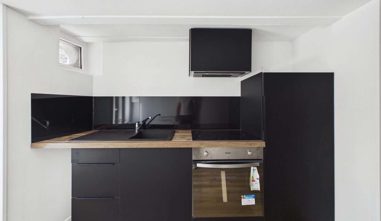 maison-mitoyenne-1-cote-3-pieces-fontenay-le-comte-85200-1775824434-VM963_4_original