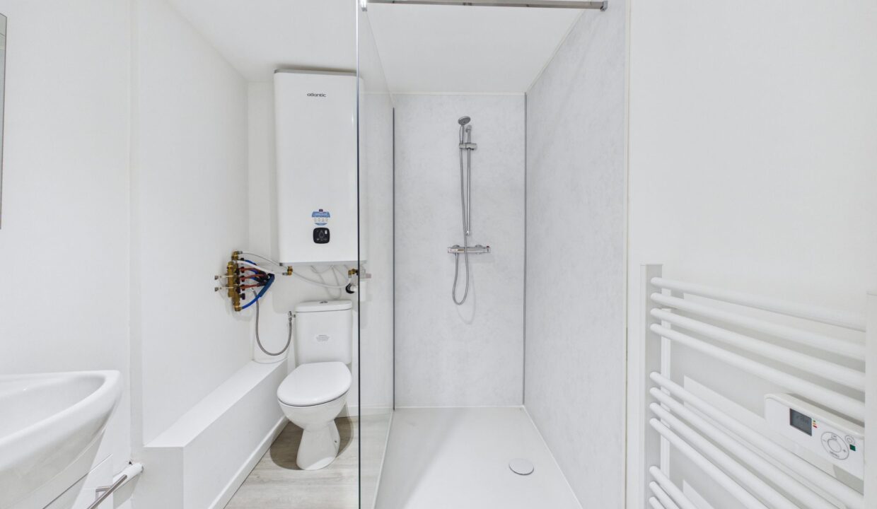 maison-mitoyenne-1-cote-3-pieces-fontenay-le-comte-85200-1775824434-VM963_6_original