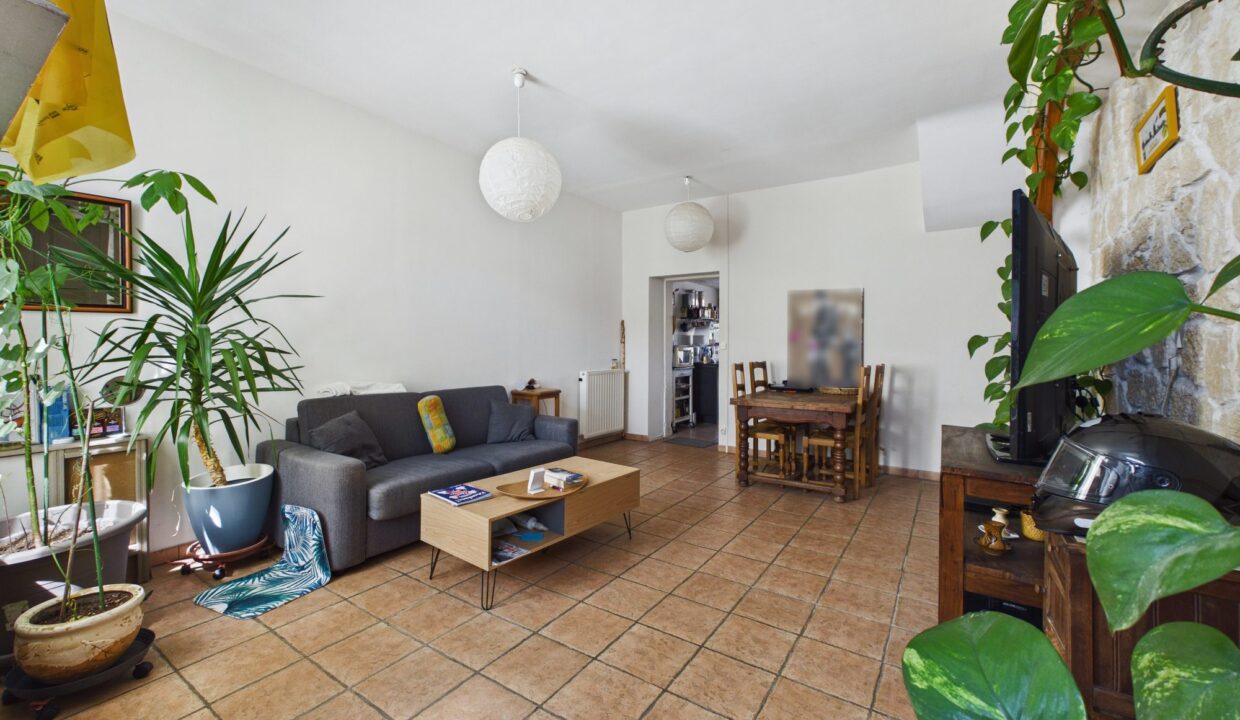 maison-mitoyenne-2-cotes-7-pieces-fontenay-le-comte-85200-1775635610-VM962_11_original