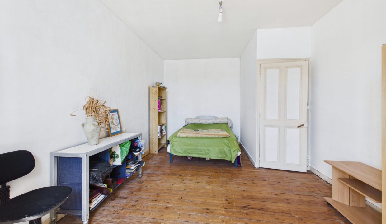 maison-mitoyenne-2-cotes-7-pieces-fontenay-le-comte-85200-1775635610-VM962_14_original