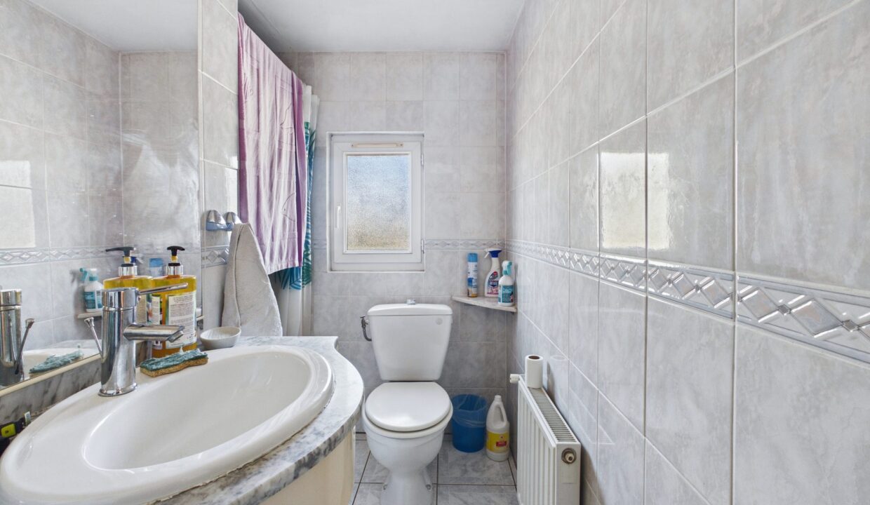 maison-mitoyenne-2-cotes-7-pieces-fontenay-le-comte-85200-1775635610-VM962_17_original