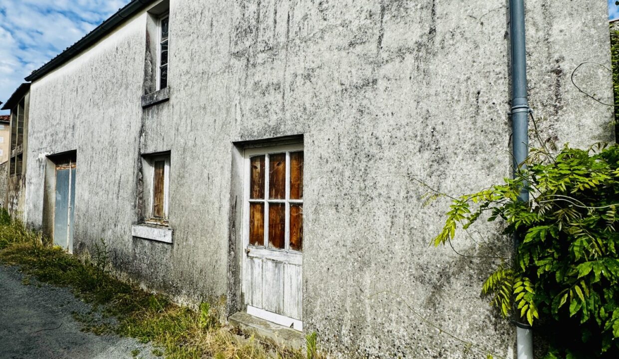 maison-ancienne-2-pieces-le-langon-85370-1787942210-VM1010_1_original