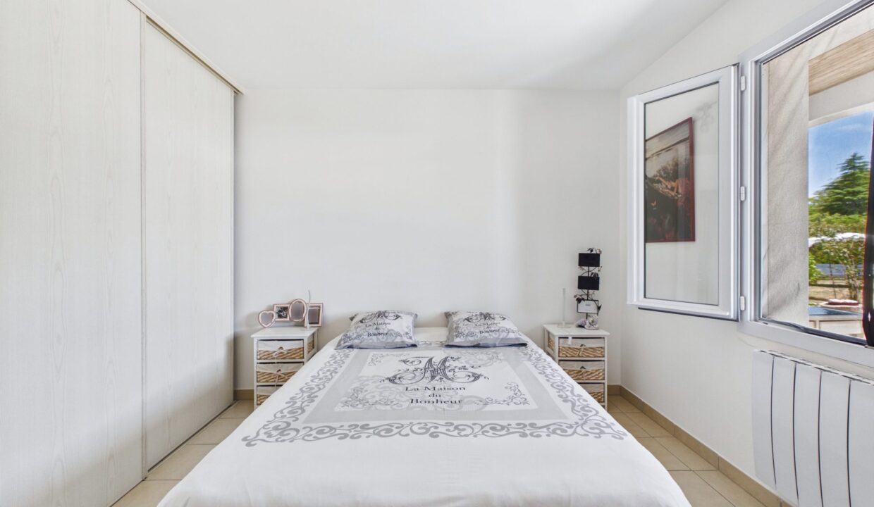 maison-contemporaine-6-pieces-la-caillere-saint-hilaire-85410-1785225233-VM1029_18_original