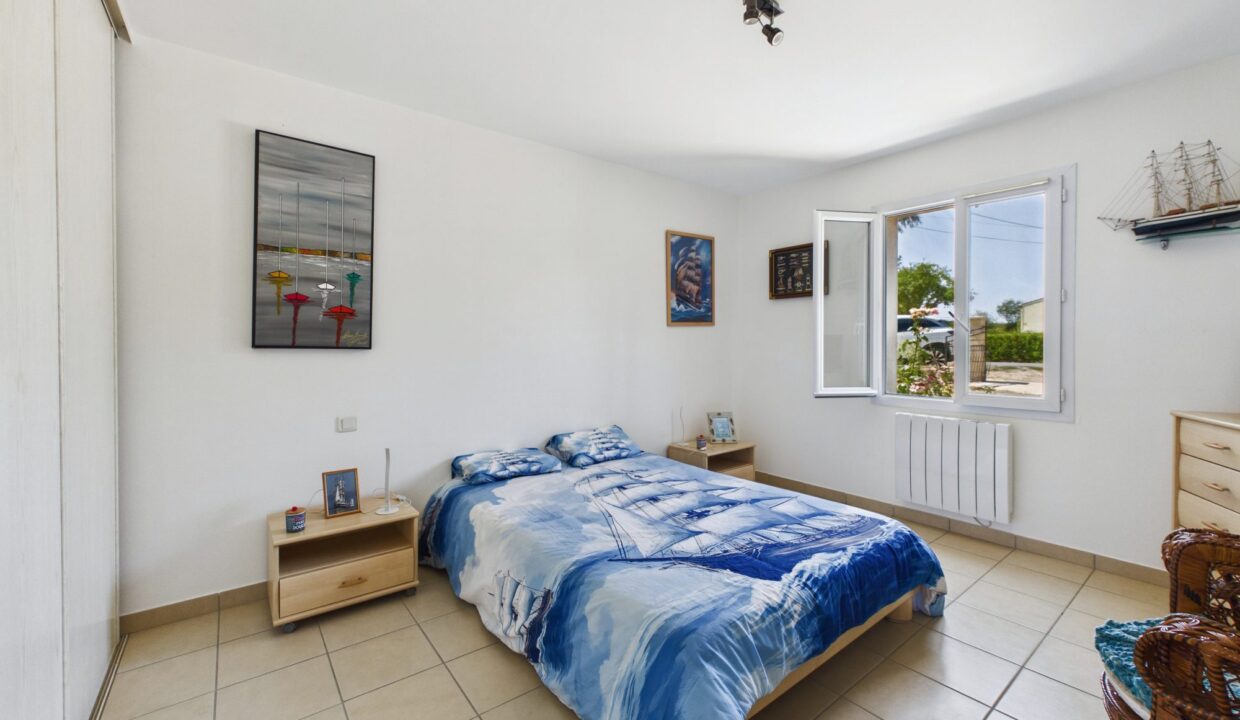 maison-contemporaine-6-pieces-la-caillere-saint-hilaire-85410-1785225233-VM1029_21_original