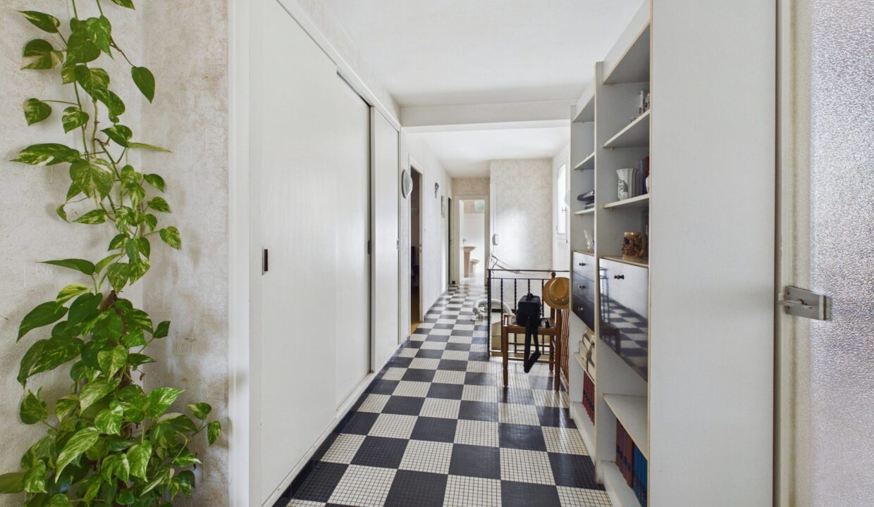 maison-individuelle-4-pieces-la-caillere-saint-hilaire-85410-1785225078-VM1037_23_original