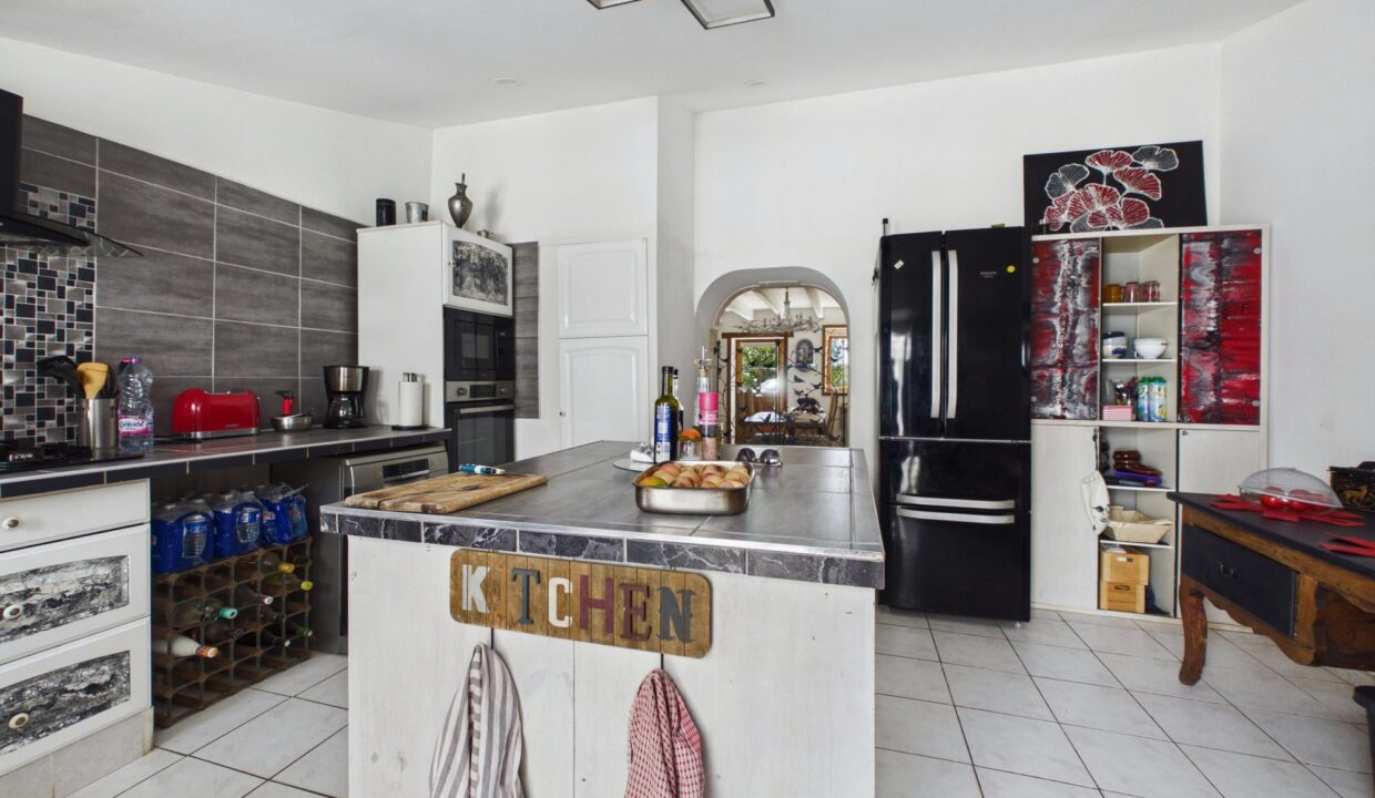 maison-ancienne-6-pieces-saint-hilaire-de-voust-85120-1788360708-VM1072_12_original