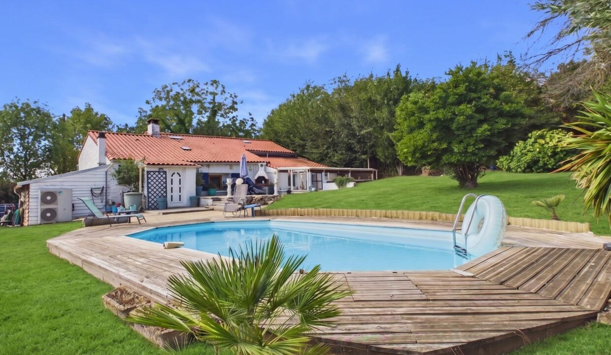 maison-ancienne-6-pieces-saint-hilaire-de-voust-85120-1788360708-VM1072_1_original