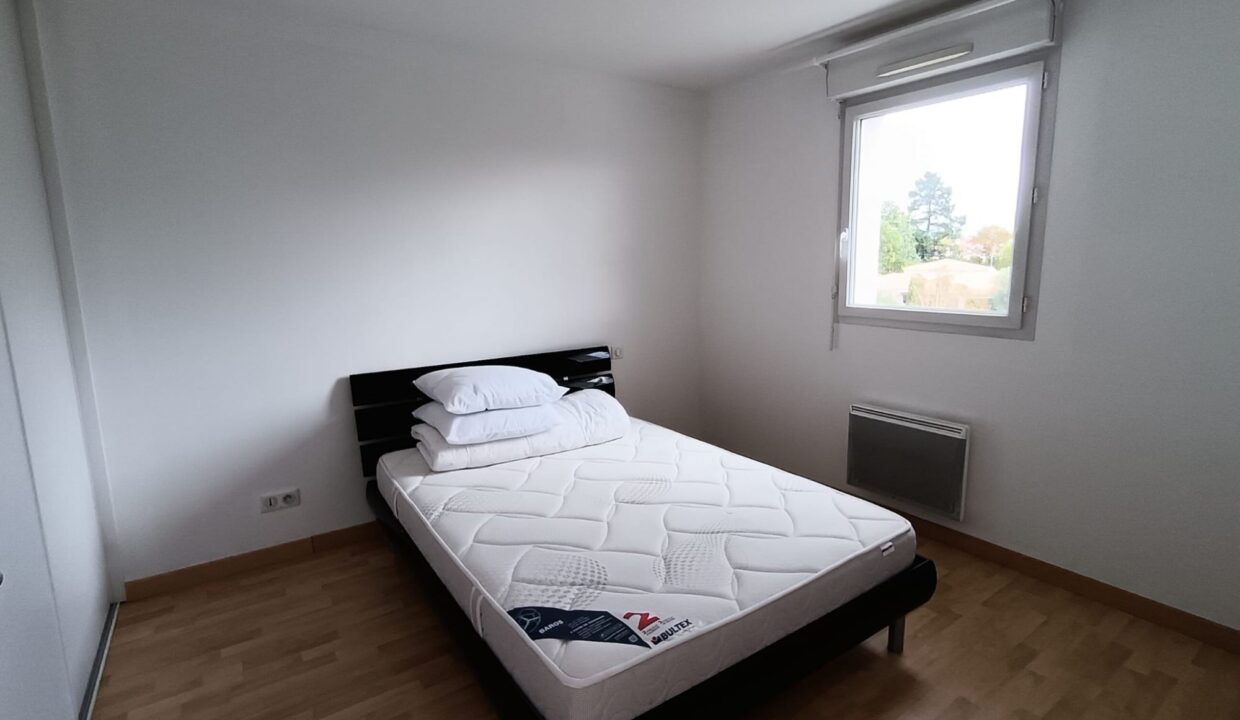 appartement-t2-2-pieces-fontenay-le-comte-85200-1788527652-LA1938_4_original