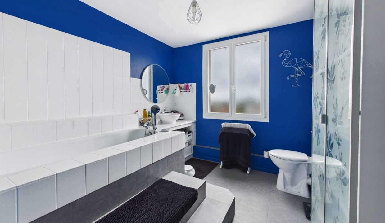 immeuble-730-m2-longeville-sur-mer-85560-1789455902-VI059_13_original