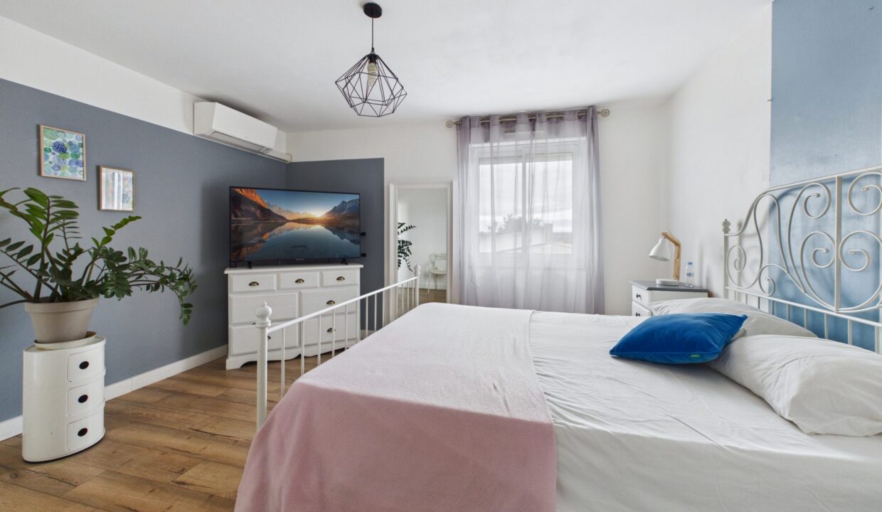 immeuble-730-m2-longeville-sur-mer-85560-1789455902-VI059_15_original