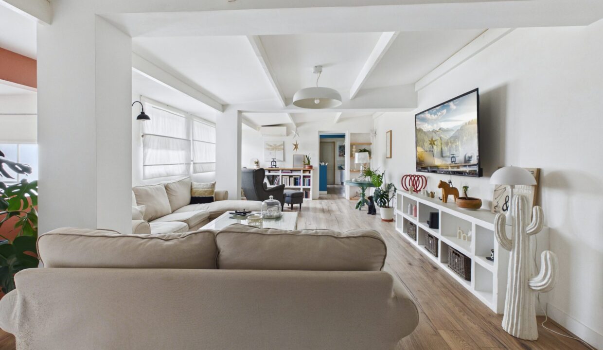 immeuble-730-m2-longeville-sur-mer-85560-1789455902-VI059_3_original